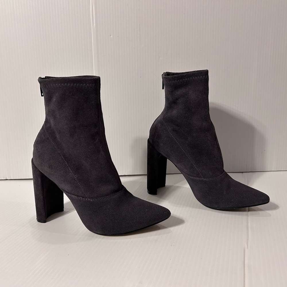 Estro gray suede zip up boots women size EU 37 / US 7